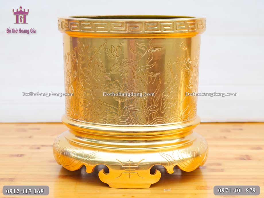 Bát hương bằng đồng mạ vàng 24K thích hợp cho bàn thờ cúng gia tiên ý nghĩa