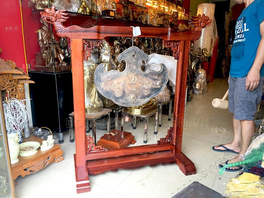 Khánh Đồng Treo Giá Gỗ Sử Dụng Thờ Cúng Ý Nghĩa - DT472